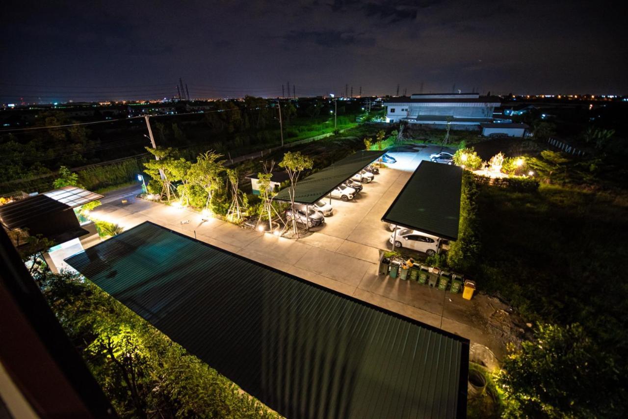 The Living Hotel Samutprakan Bang Bo Eksteriør billede